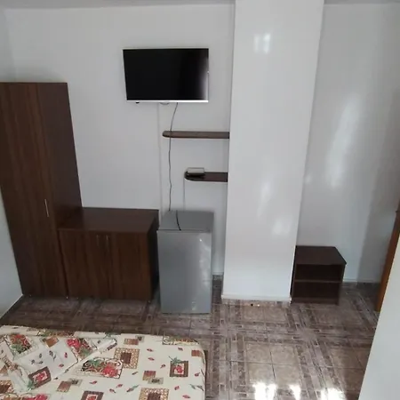 招待所 Casa Dobrescu Cata Si Miha