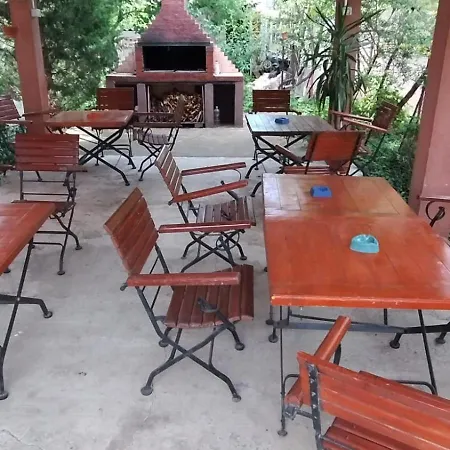 Casa Dobrescu Cata Si Miha 艾福雷诺德