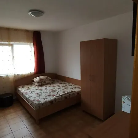 招待所 Casa Dobrescu Cata Si Miha